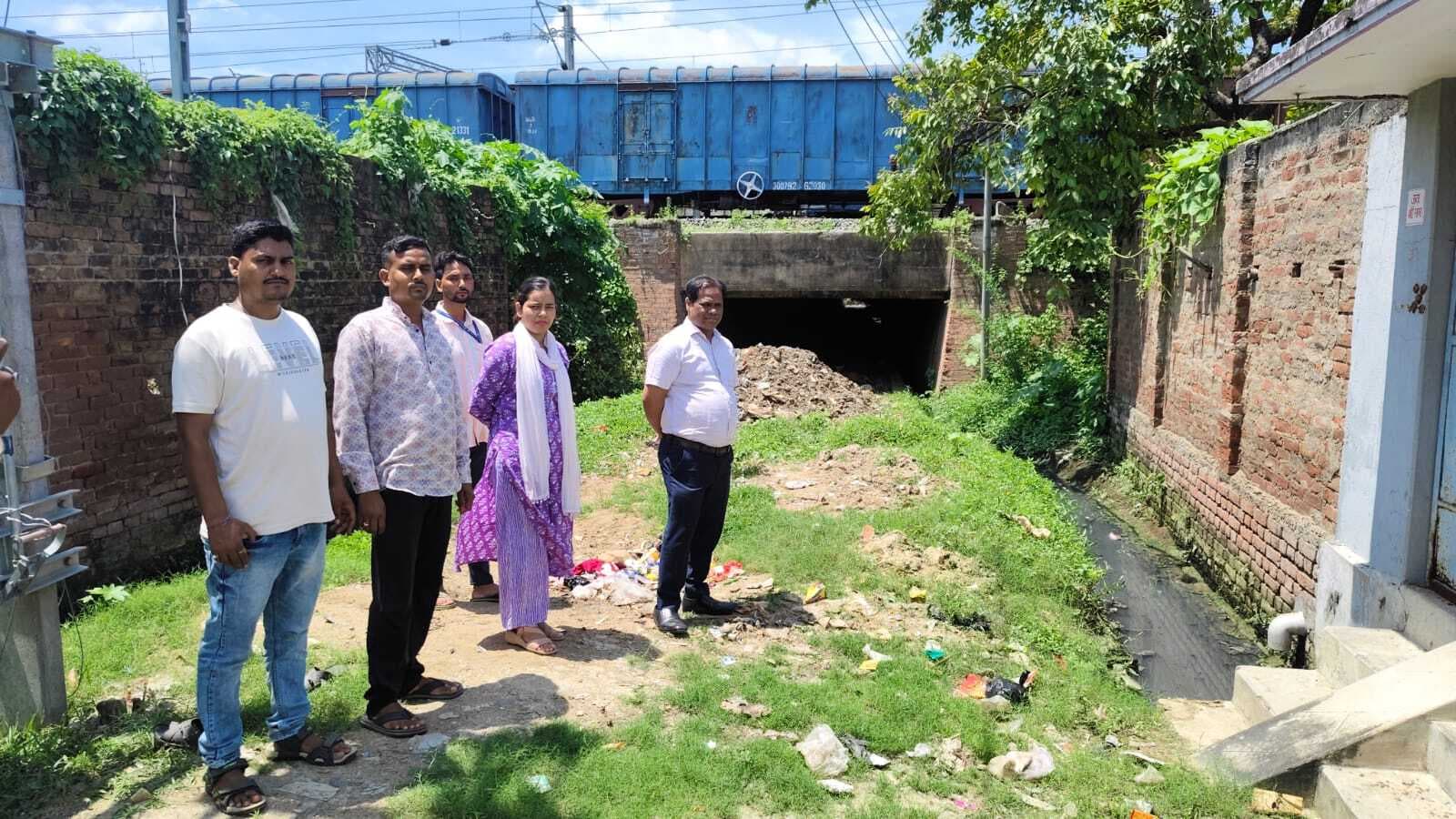 जमालपुर मुख्य बाजार में दूसरे शिफ्ट में भी होगी सफाई