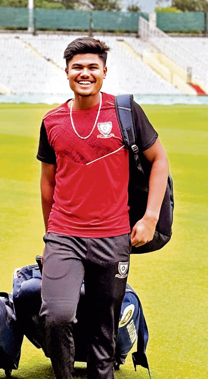 Rourkela News: राउरकेला के आशीर्वाद स्वांई का दलीप ट्रॉफी के लिए पूर्वी क्षेत्र की टीम में चयन, चोटिल ईशान किशन की लेंगे जगह