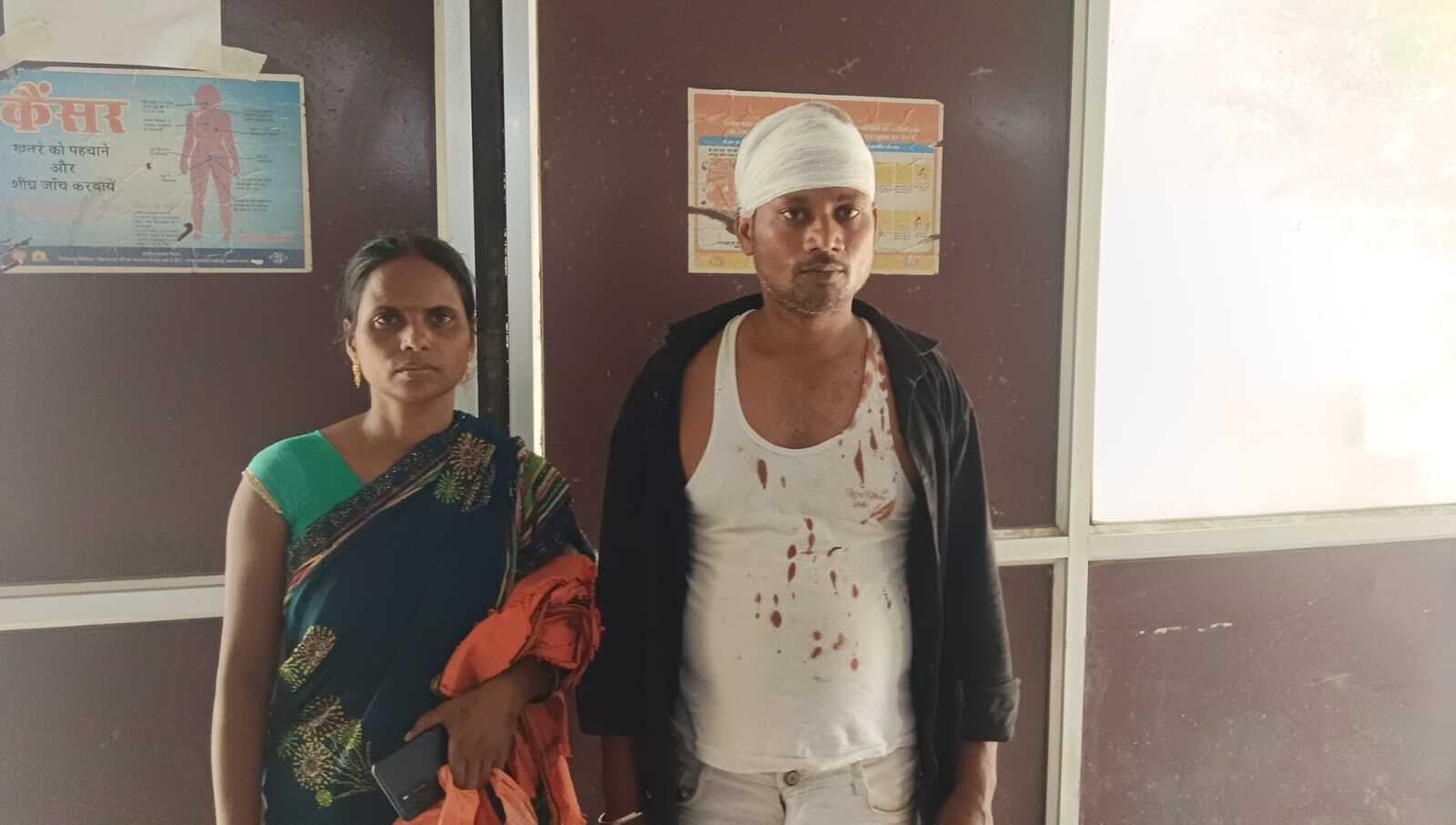 बरौली में बकाया पैसे मांगने पर दंपती पर लाठी-डंडे से हमला, पति गंभीर