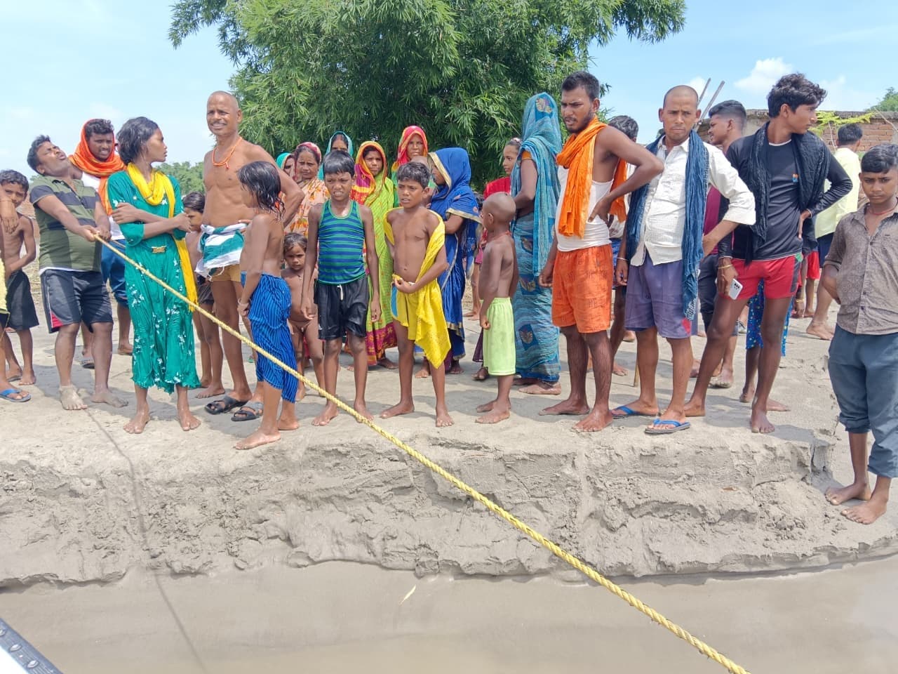 रामपुर, पीलर टोला, टोपरा, सकरीगली, गोपालपुल क्षेत्र में कटाव जारी