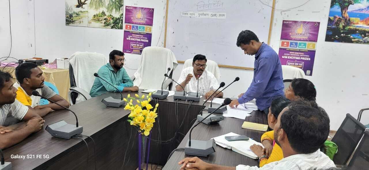 आवास निमार्ण पूर्ण कराने में दें सहयोग : बीडीओ