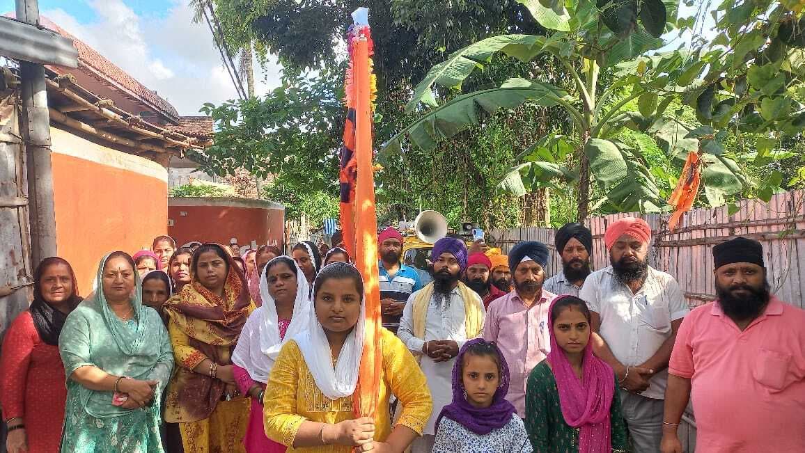 आदि श्री गुरु ग्रंथ साहिब के तीन दिवसीय गुरुपर्व पर निकाली गयी प्रभात फेरी