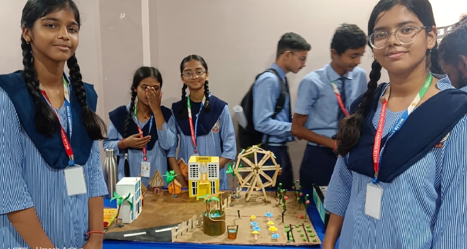 मिल्लिया कान्वेंट के छात्र-छात्राओं ने किया अपनी विज्ञान प्रतिभा का प्रदर्शन