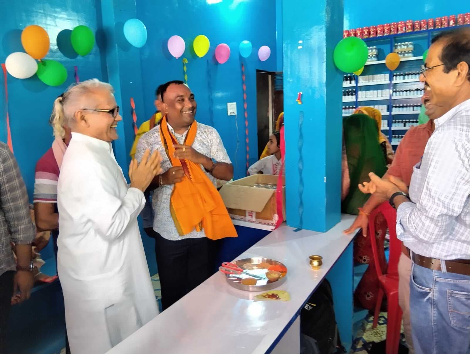 सिधवनियां बाजार में प्रधानमंत्री जन औषधि केंद्र का हुआ उद्घाटन, लाभान्वित होंगे क्षेत्र के लोग