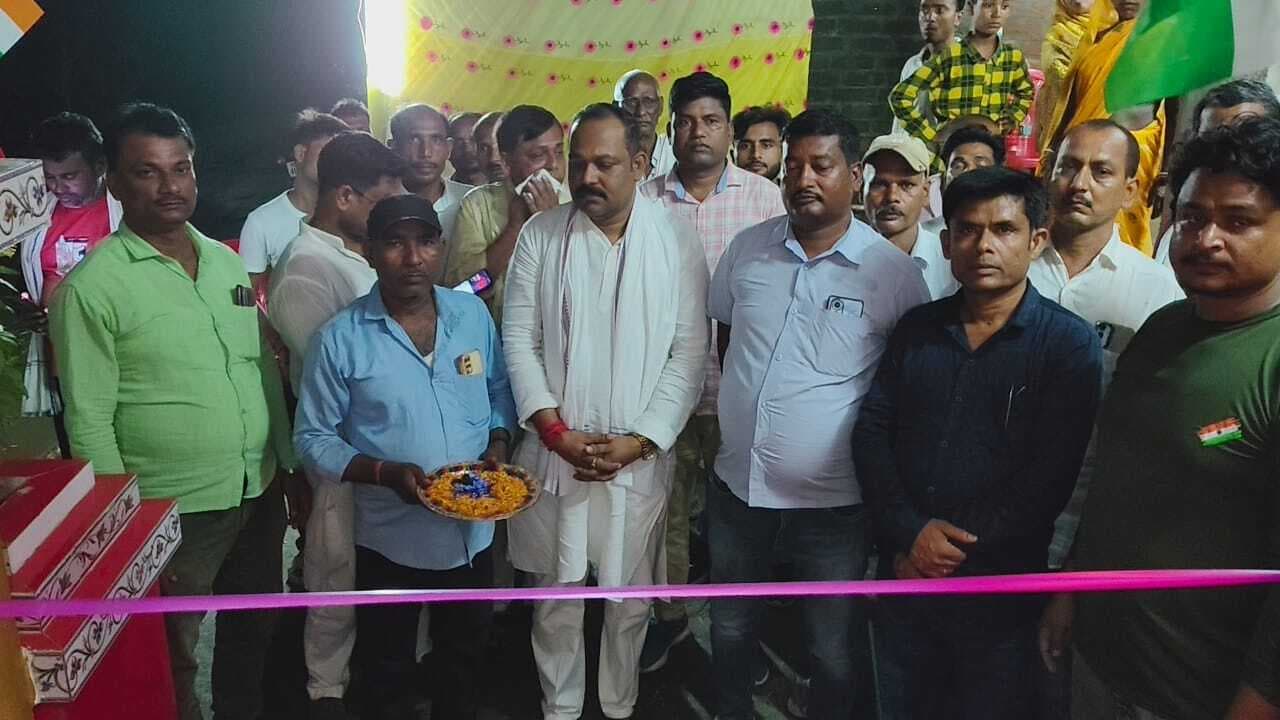 मां शीतला व मां बिषहरी मंदिर का किया गया उद्घाटन