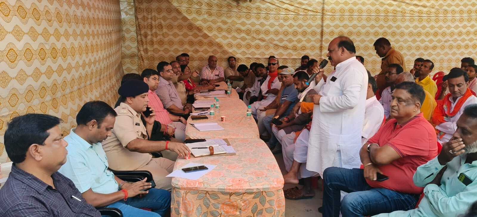 शांति व सौहार्दपूर्ण माहौल में निकलेगा ऐतिहासिक महावीरी झंडा शोभायात्रा, सभी का रहेगा सहयोग : एसडीओ