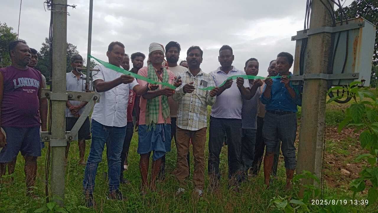 रनिया के खटखुरा-केनबांकी में ट्रांसफॉर्मर का उद्घाटन