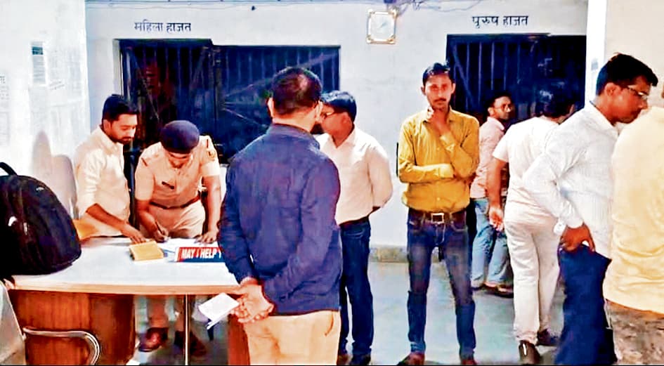 Gopalganj News : विधानसभा चुनाव को लेकर गाेपालगंज में पांच हजार लोगों के खिलाफ धारा 107 के तहत होगी कार्रवाई