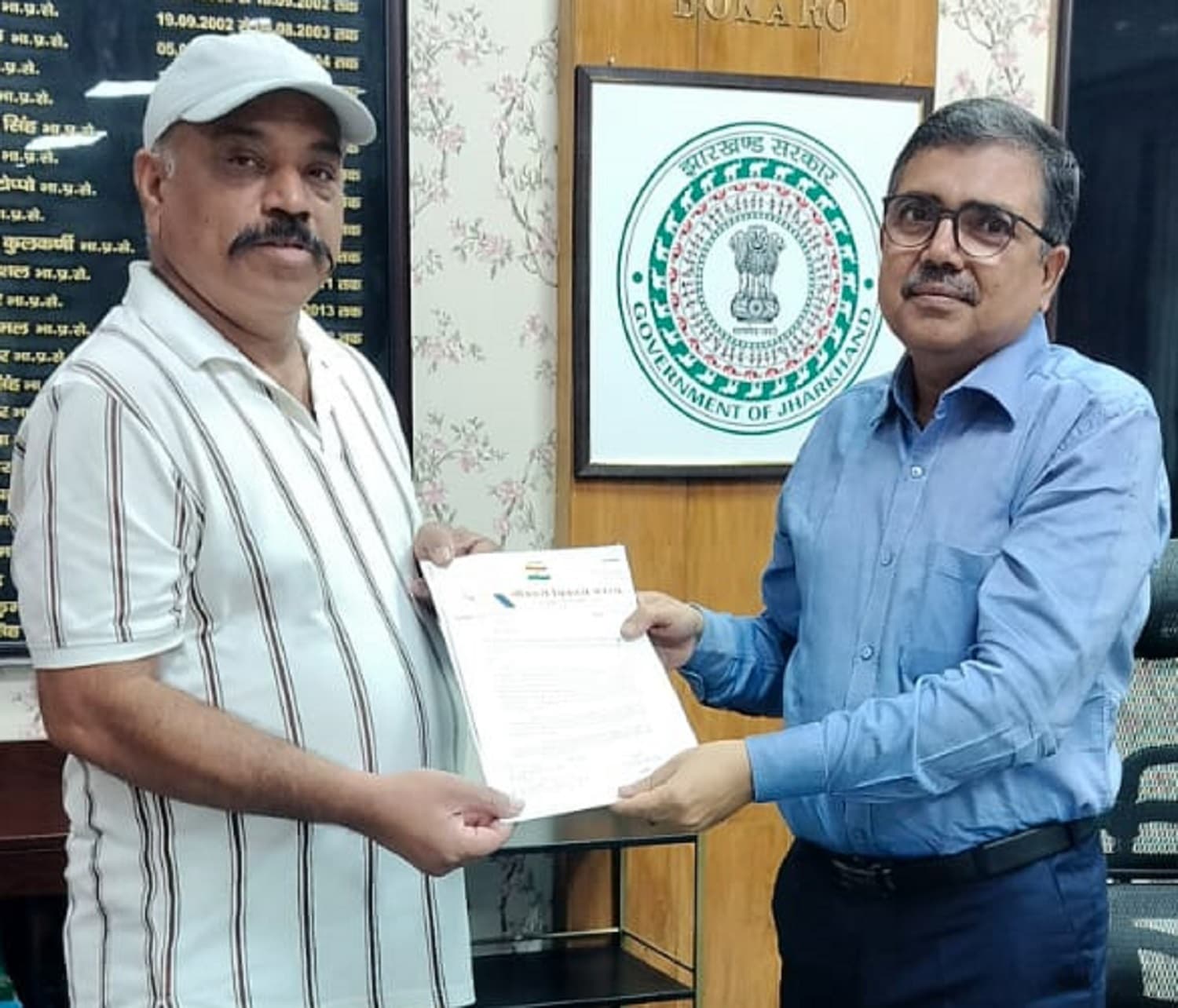 Bokaro News : सर्किट हाउस को फाइव स्टार होटल की तरह करें विकसित : डीसी