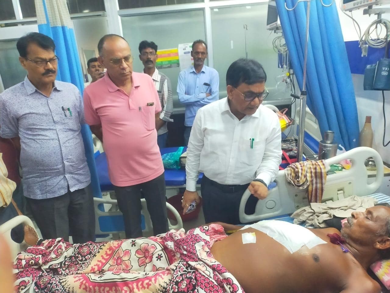 Bokaro News : सिविल सर्जन ने वृंदावन नर्सिंग होम का किया निरीक्षण