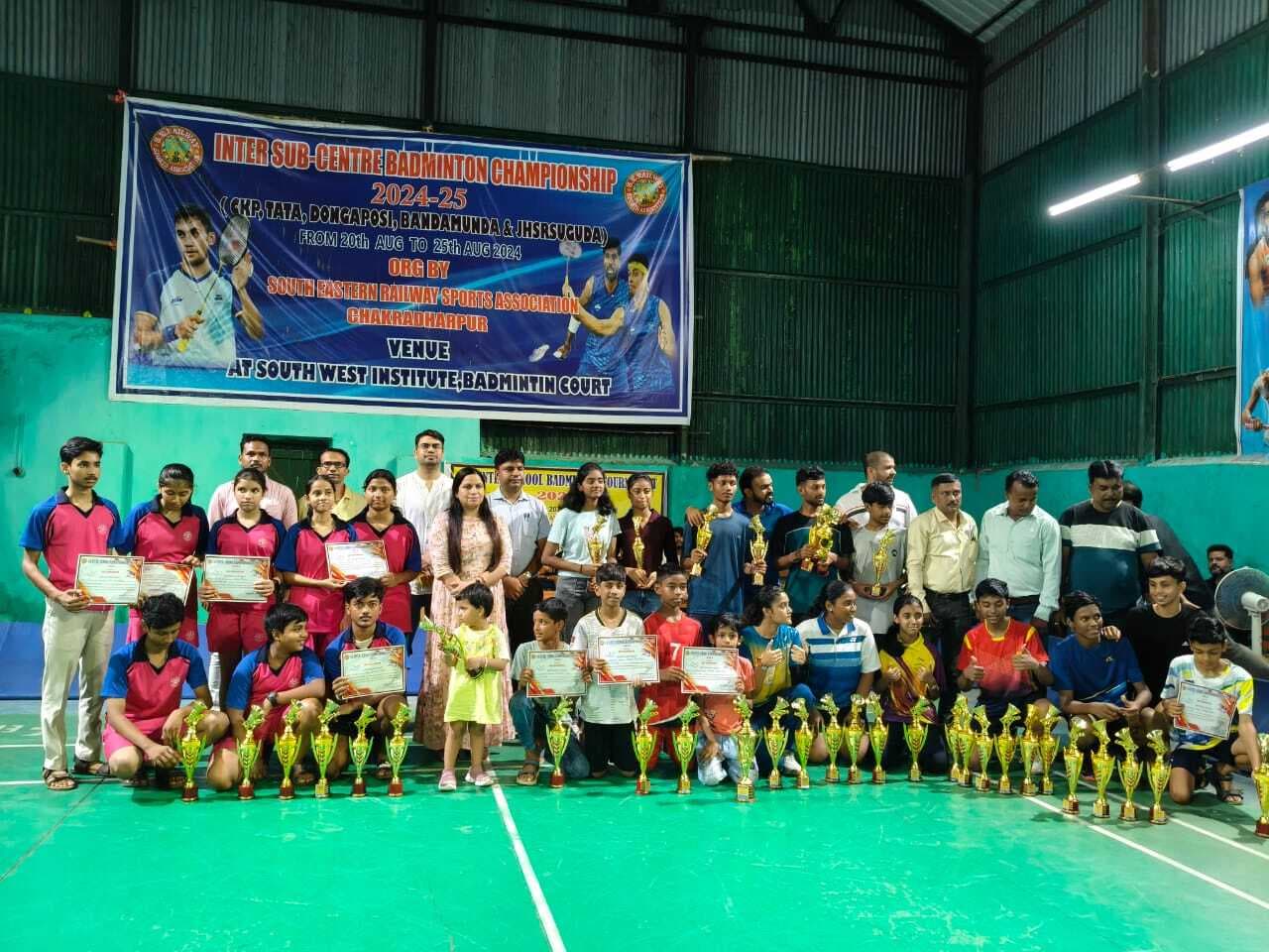 Chaibasa News : एसइ रेलवे स्कूल ओवरऑल चैंपियन बना ,एमपीएस उपविजेता