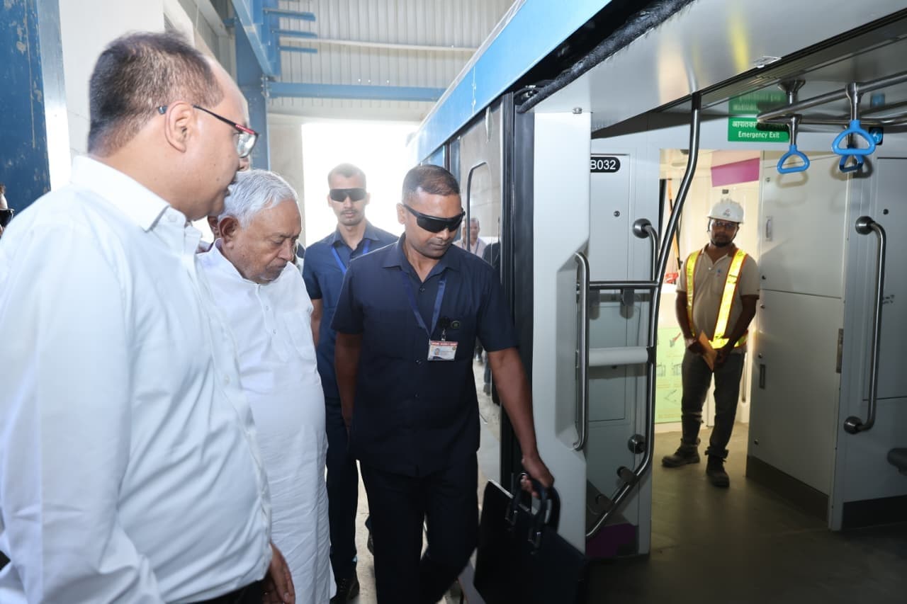 पटना मेट्रो निर्माण कार्य में लायें तेजी: सीएम