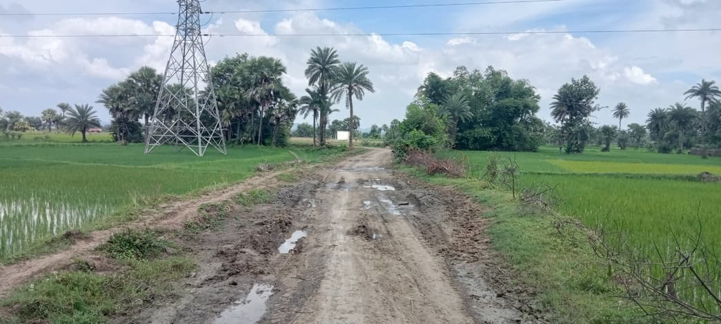 चांदा-समदा मार्ग बना जानलेवा, पांच माह बाद भी नहीं शुरू हुआ निर्माण कार्य