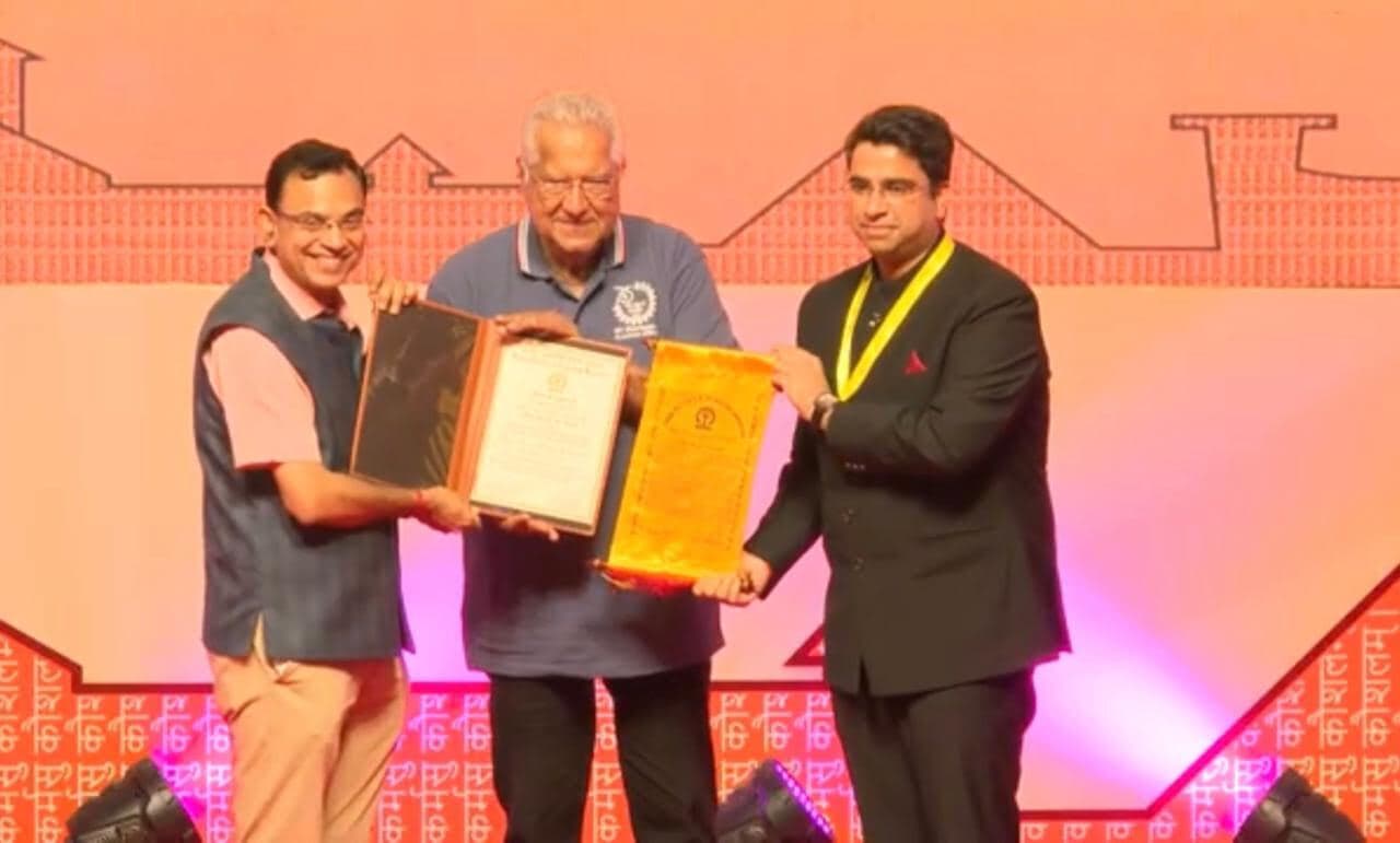 Jamshedpur News : सिटी एसपी कुमार शिवाशीष को आइआइटी खड़गपुर ने दिया यंग एलुम्नस अचीवर अवॉर्ड