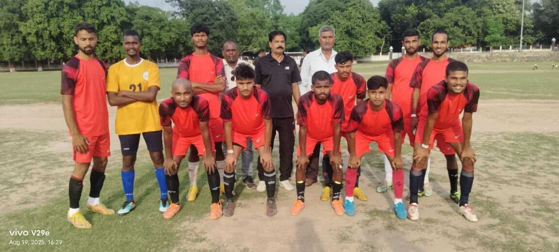 जिला फुटबॉल लीग मैच में चक दे ने मय पीर पहाड़ को 5-1 से रौंदा
