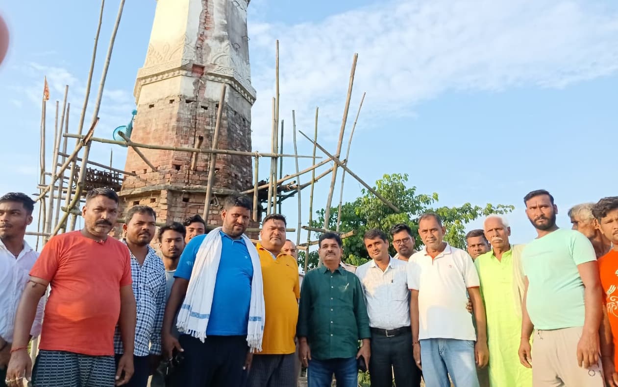 कभी भी हो धराशायी सकता है क्षतिग्रस्त गुंबज