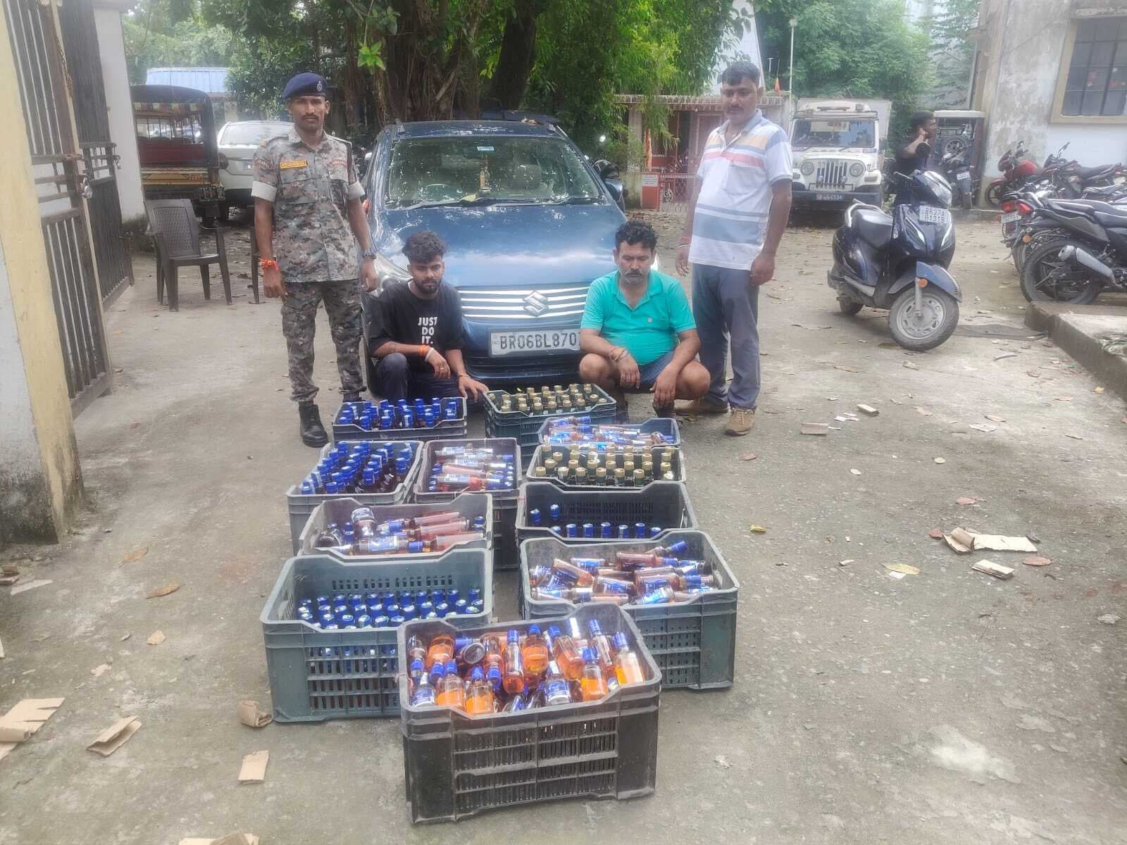 176 लीटर विदेशी शराब जब्त, दो तस्कर गिरफ्तार