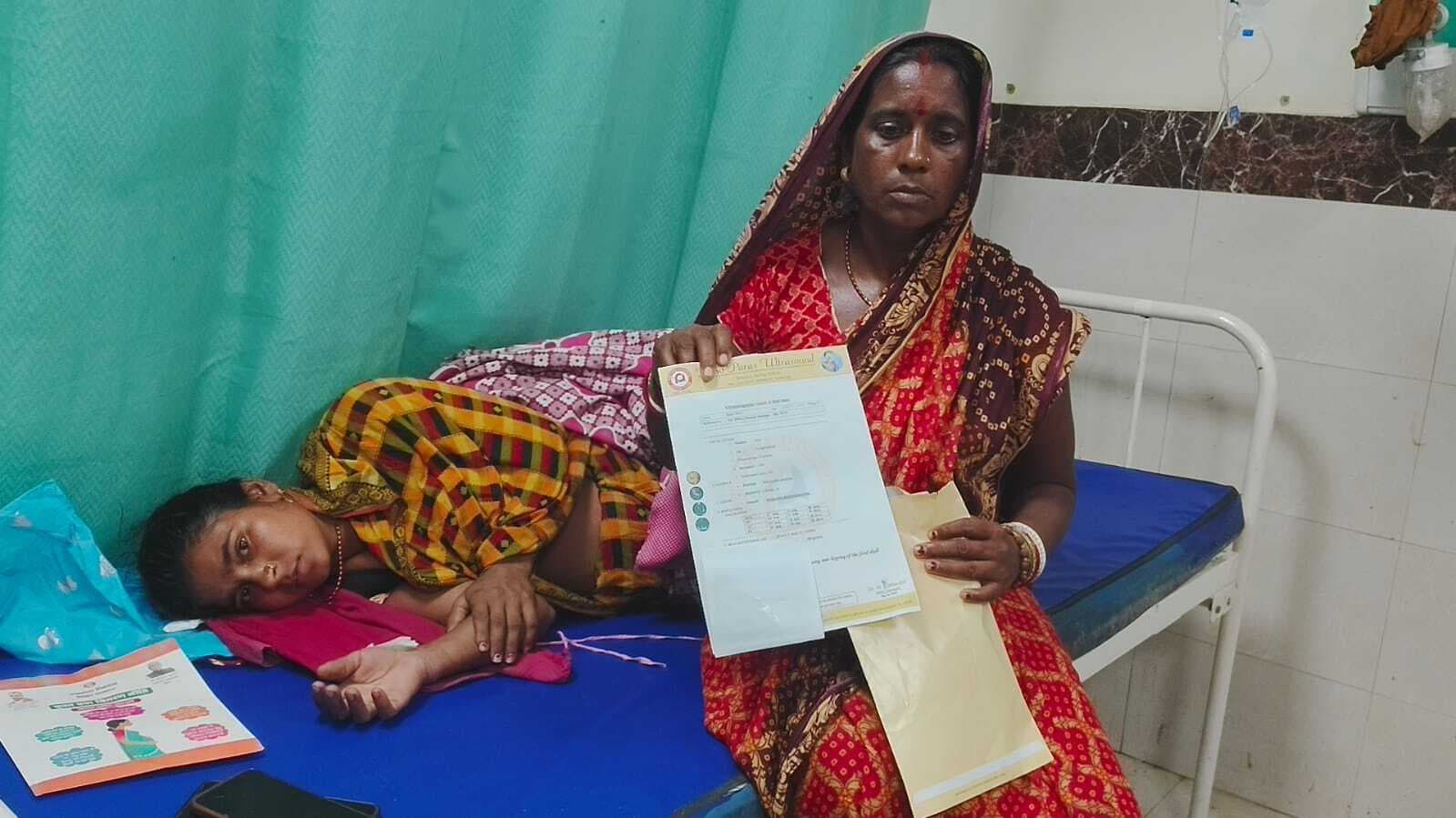 सदर अस्पताल में रात से सुबह तक तड़पती रही प्रसूता