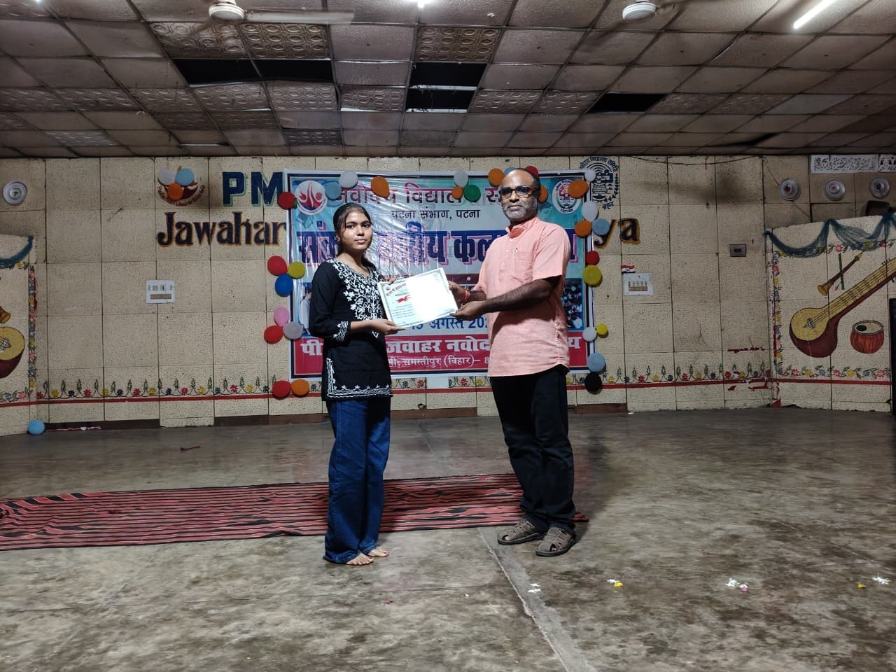 कला महोत्सव में बड़हिया नवोदय के छात्रों का जलवा