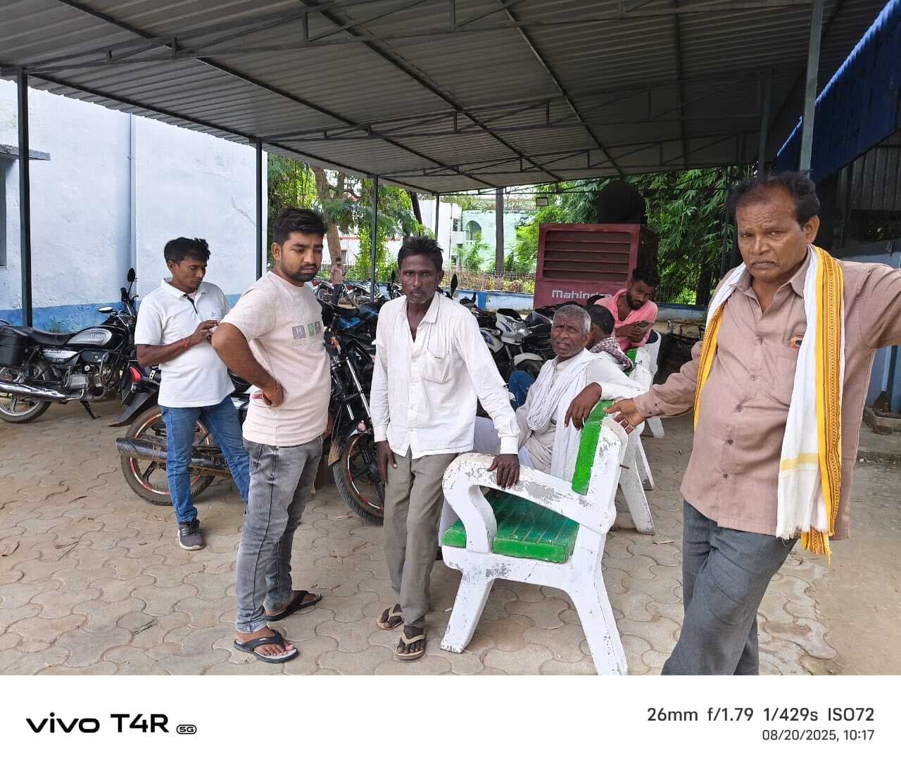 Kaimur News : कुदरा में फंदे से लटकता मिला विवाहिता का शव