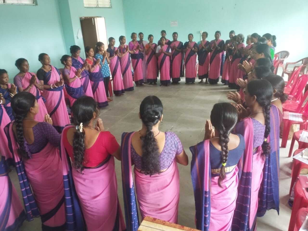 Seraikela Kharsawan News : स्वस्थ बच्चे ही पढ़ाई में आगे बढ़ सकते हैं : साधुचरण