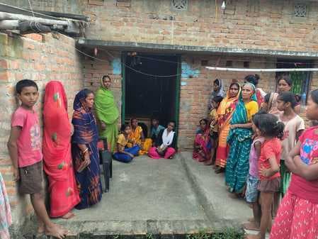 ट्रेन से गिरने से खानीचक के युवक की दर्दनाक मौत