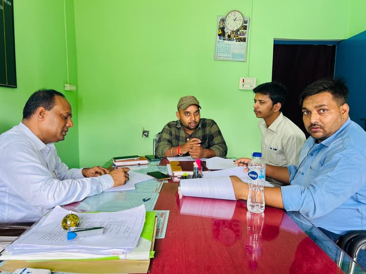 फुलवरिया प्रखंड में राजस्व महाअभियान में पंचायतवार तय हुई शिविर की तिथि