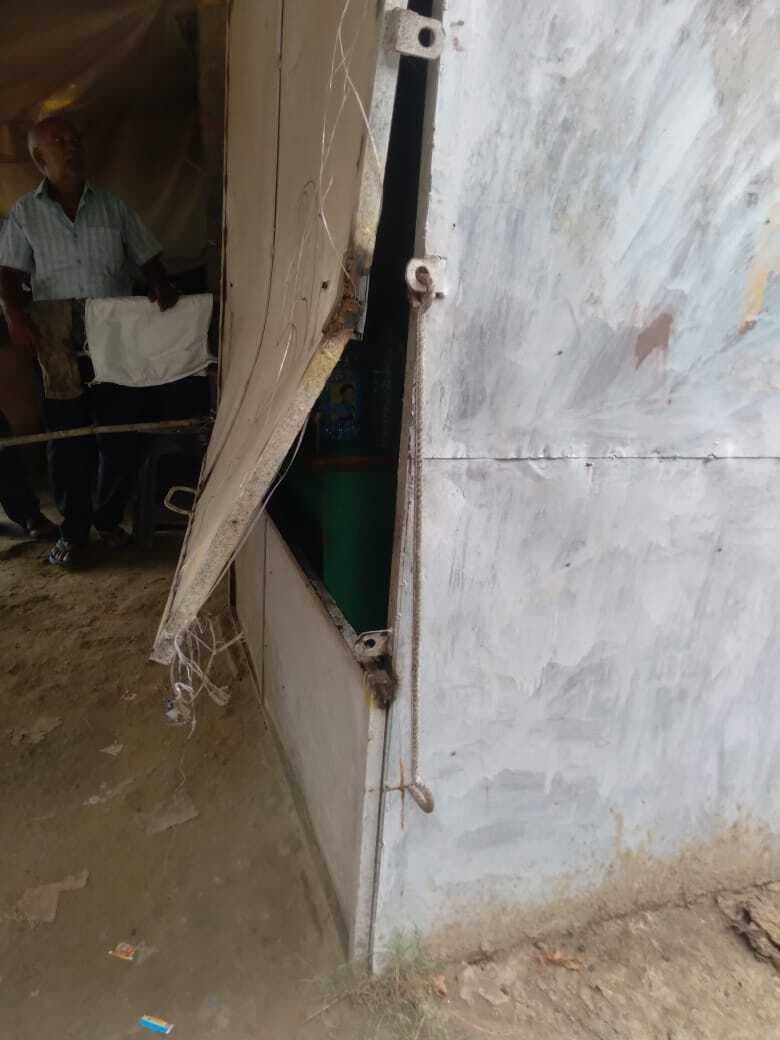 गुमटी का ताला तोड़ कर 20 हजार का सामान चोरी