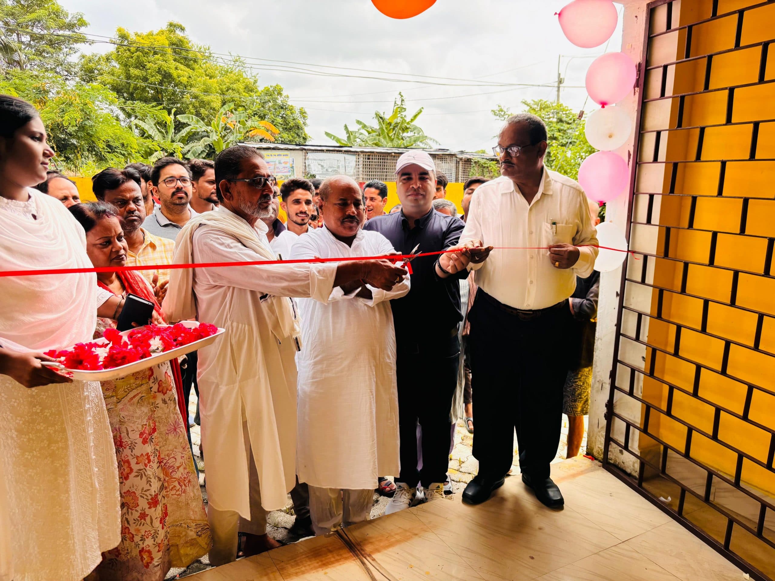 सीएस ने स्वास्थ्य उपकेंद्र का किया उद्घाटन