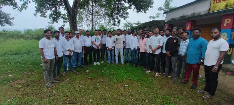 मैक्लुस्कीगंज में केंद्रीय सरना समिति का करम पूर्व संध्या कार्यक्रम एक को