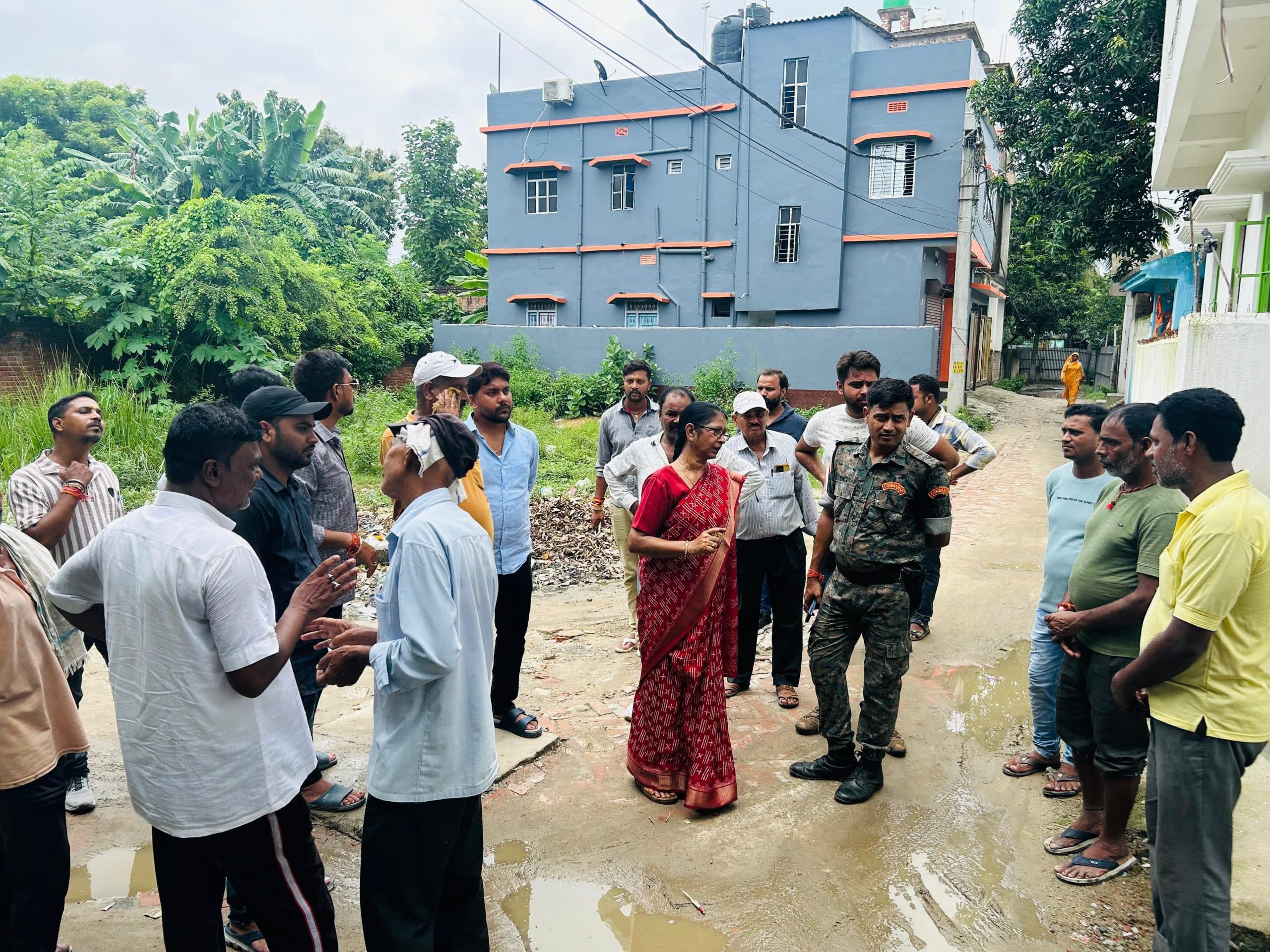 महापौर ने वार्ड नंबर 41 व 10 के विकास कार्यों का किया निरीक्षण