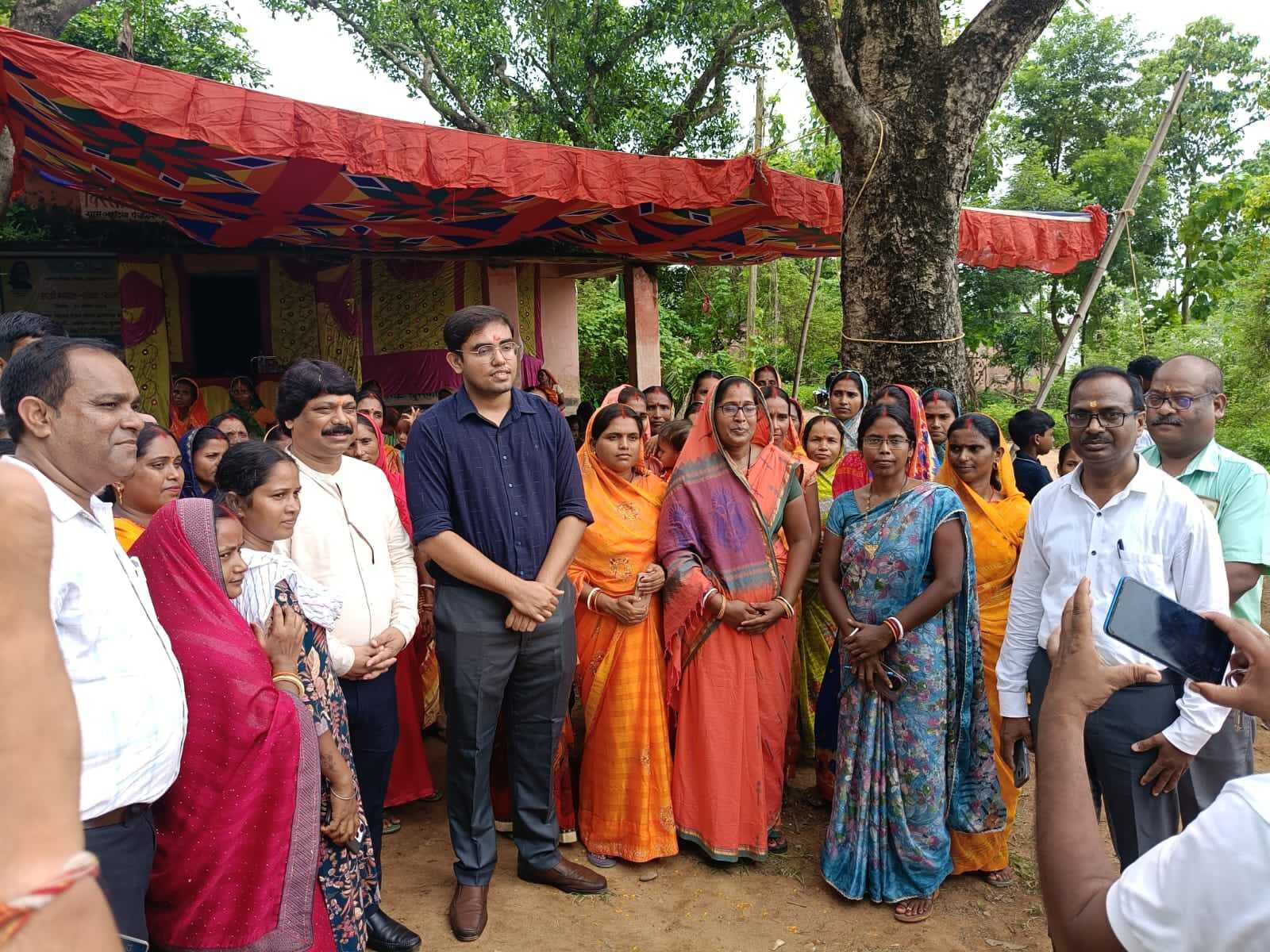 रेशम उत्पादन को बढ़ावा देने पर दिया जोर