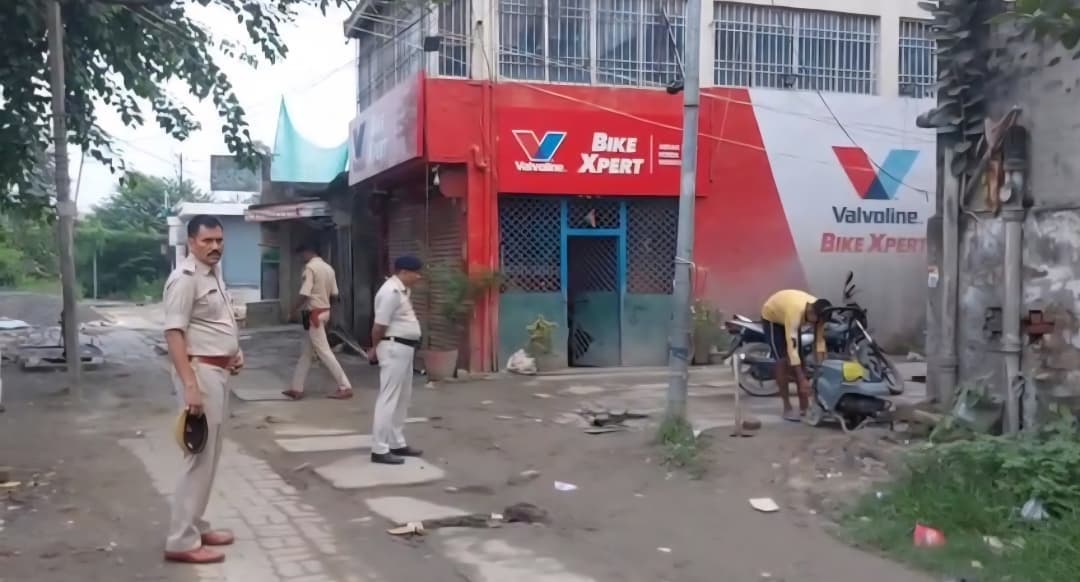 hajipur news. नागालैंड से लाकर बेचे गये एक-47 मामले में एनआइए ने मारी रेड