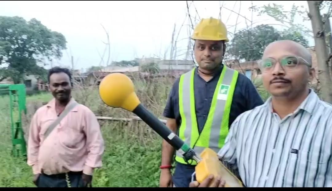 Giridih News: नहीं थम रहा है पक्षियों के मरने का सिलसिला, एयरटेल कर्मियों ने की टॉवर की जांच