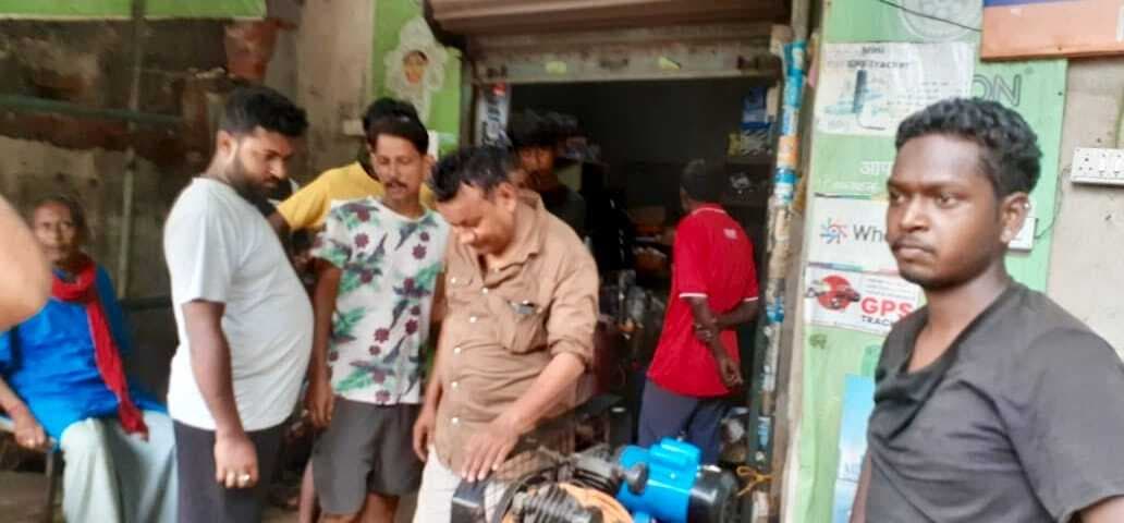 East Singhbhum News : फूलडुंगरी में बैटरी दुकान से साढ़े तीन लाख की चोरी