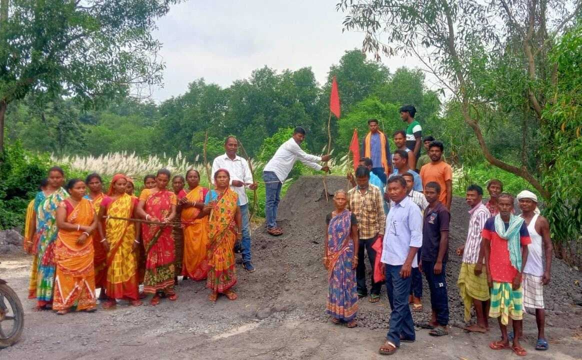 East Singhbhum News : आमचुड़िया में रैयती जमीन की अवैध बिक्री का आरोप