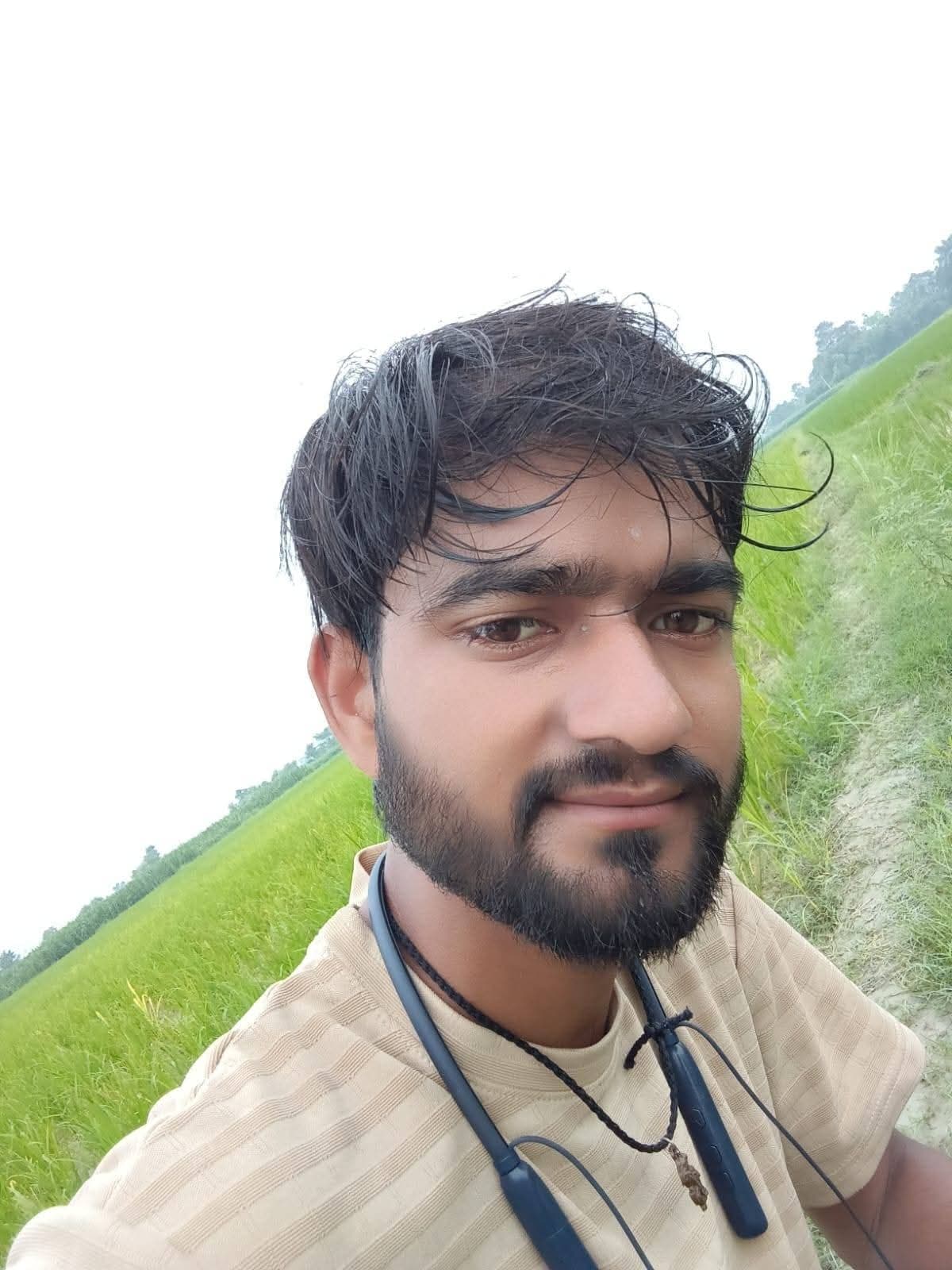 ट्रेन से गिरकर युवक की गयी जान, बेंगलुरु जाने के दौरान हुआ हादसा