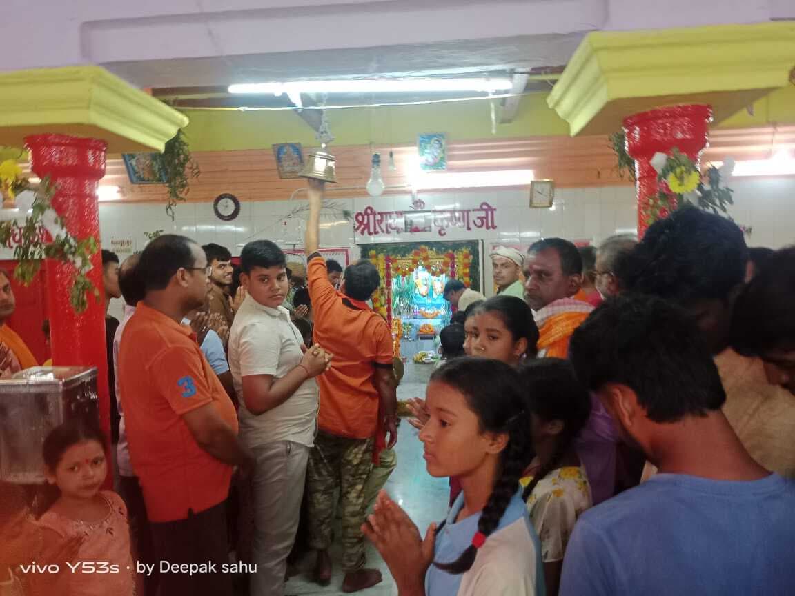 जगदीशपुर राधा-कृष्ण ठाकुरबाड़ी में उत्साह से मना छठीहार