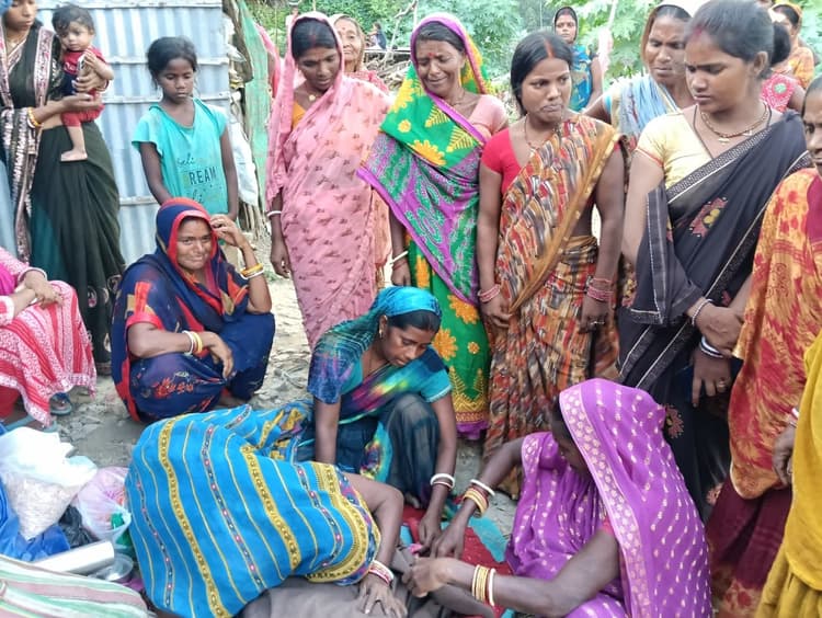 hajipur news. बाइक की ठाेकर से घायल वृद्ध की इलाज के दौरान मौत