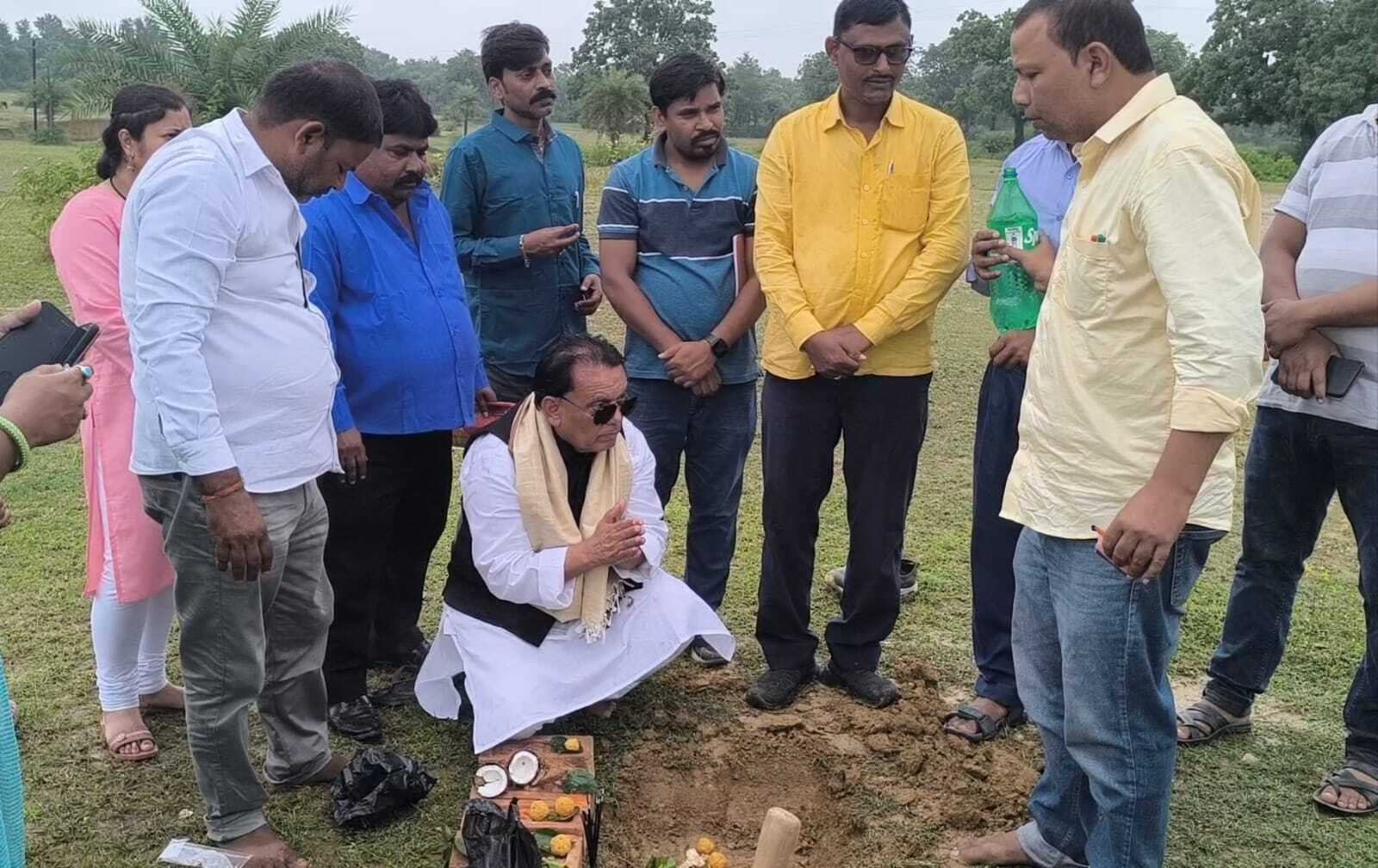 देवसुंदरी मेमोरियल कॉलेज के नये भवन निर्माण को लेकर भूमि पूजन