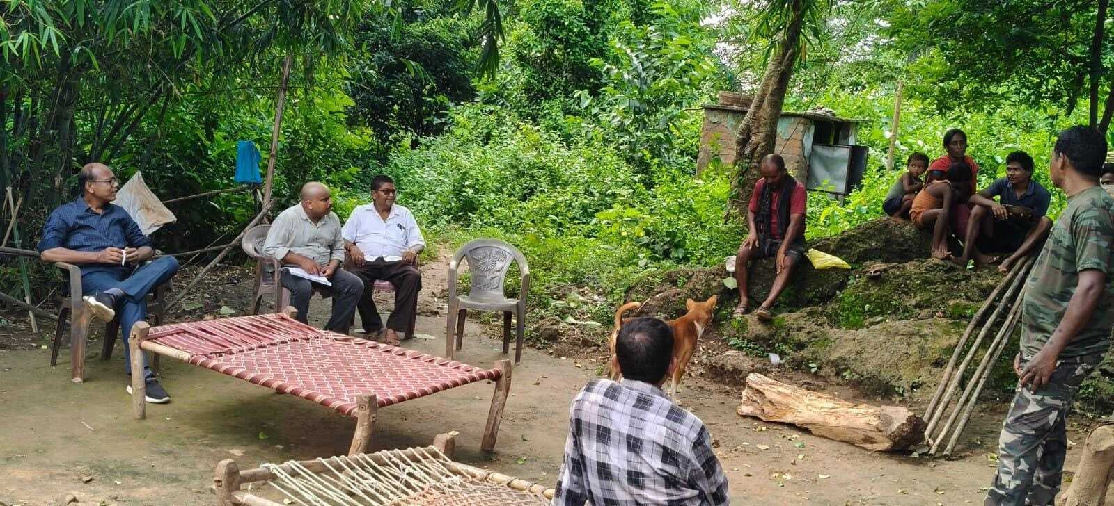 बीडीओ ने किया जनमन आवास का निरीक्षण