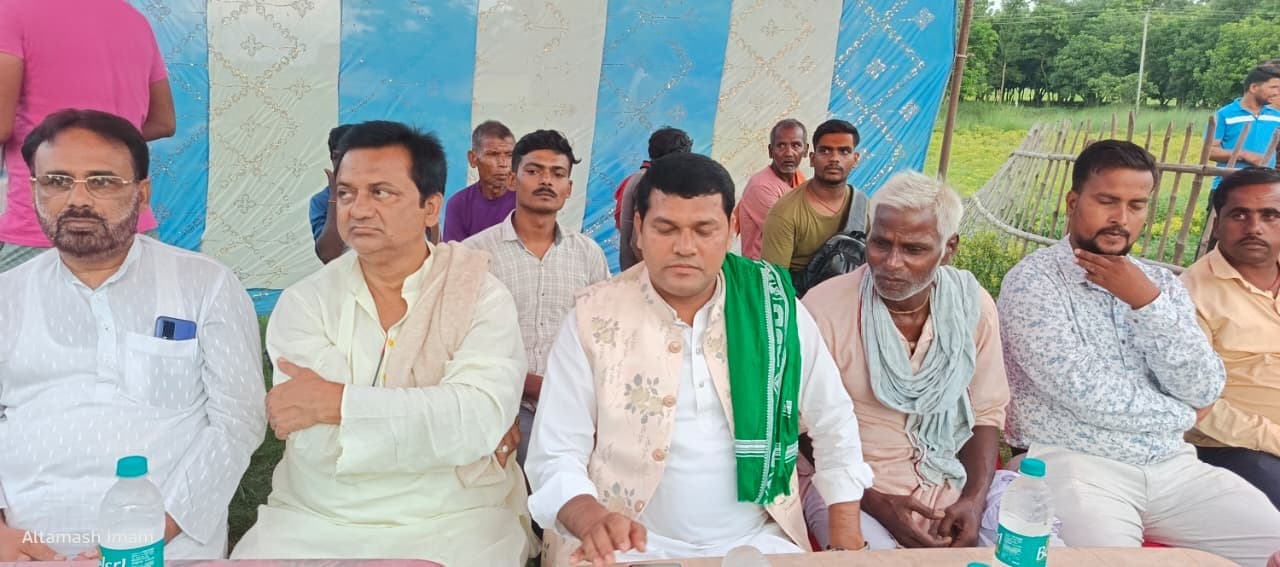 Madhubani News : माई बहन योजना के लिए राजद नेता ने की बैठक