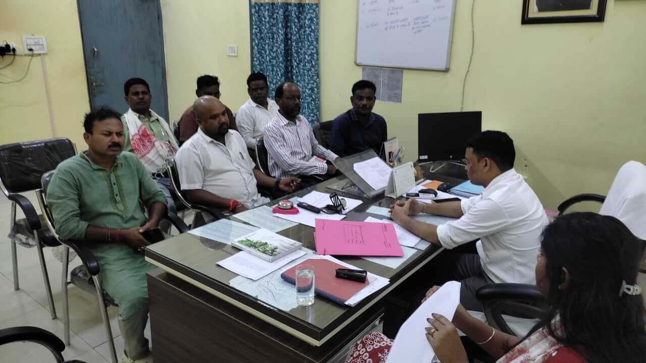 East Singhbhum News : चुनाव आयोग की स्वीकृति मिलते ही पोटका में 18 नये मतदान केंद्र बनेंगे