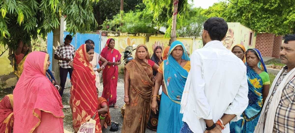 Bhagalpur News: सीओ पर बाढ़ पीड़ितों की अनदेखी व मनमानी का आरोप