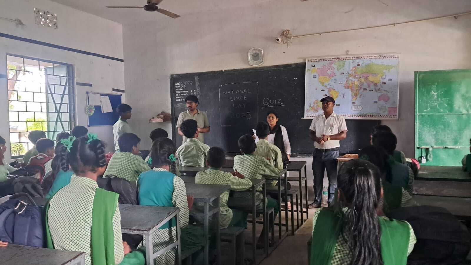 East Singhbhum News : उमेश को प्रथम व अनिर्बन को मिला दूसरा स्थान