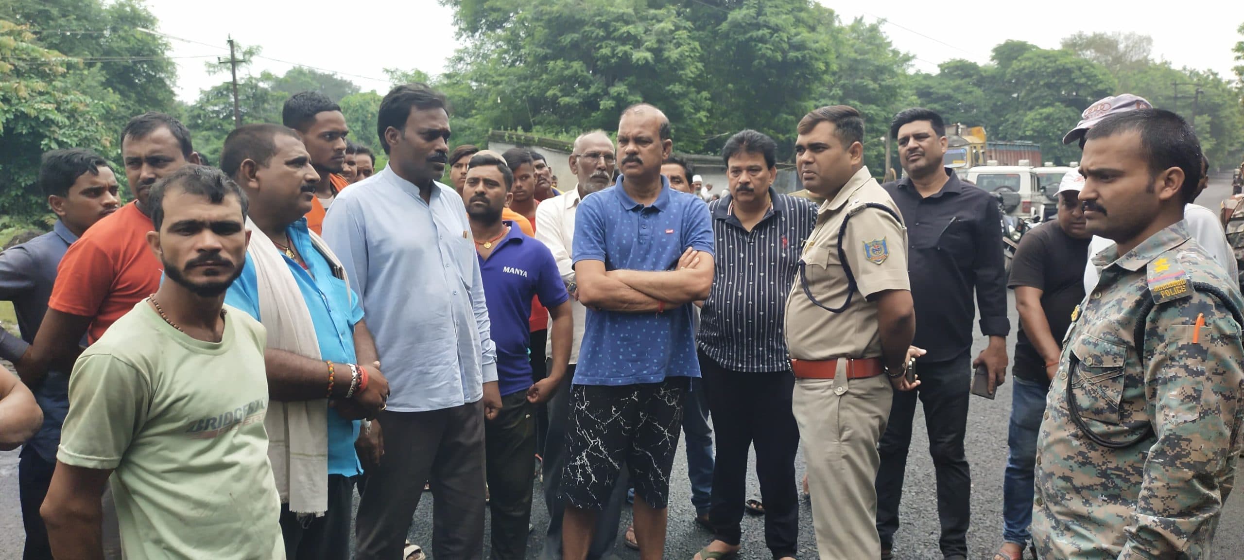 Bokaro News : ट्रक के धक्के से चार भैंस मरे