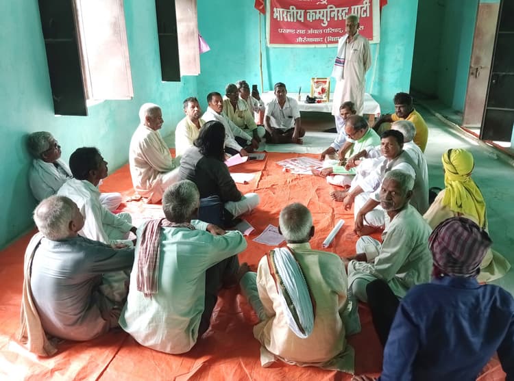 सीपीआइ कार्यालय में एस सुधाकर रेड्डी को दी गयी श्रद्धांजलि