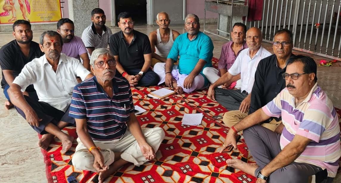 कोर्ट स्टेशन में दुर्गापूजा को ले कमेटी की हुई बैठक