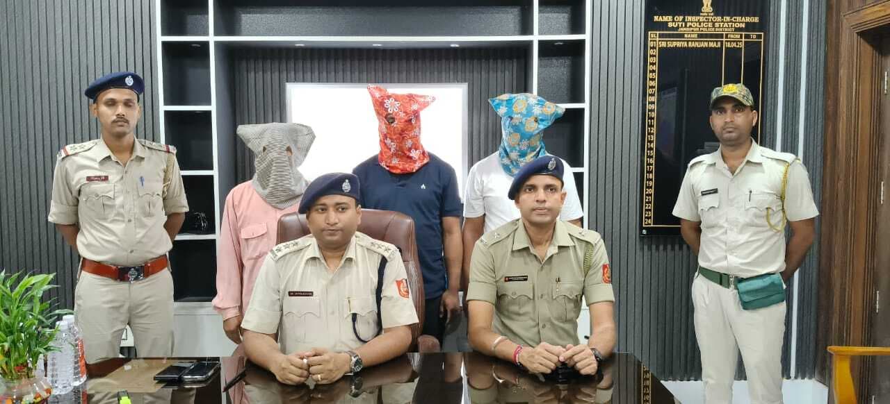 मुर्शिदाबाद में 570 ग्राम हेरोइन के साथ तीन गिरफ्तार