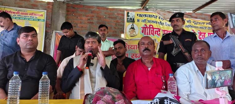 hajipur news. रालोजपा के राष्ट्रीय अध्यक्ष ने किया मंदिर के सौंदर्यीकरण कार्य का उद्घाटन